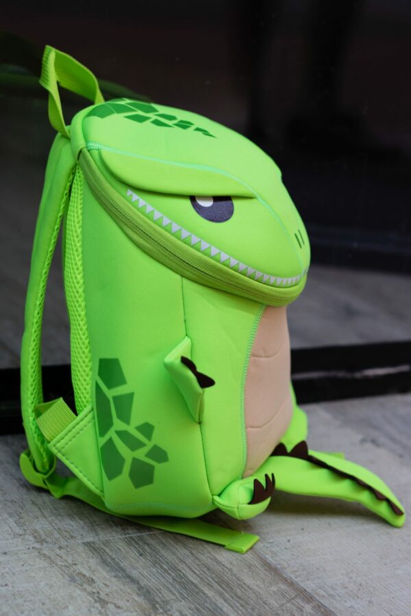 Mochila Neopreno Dinosaurio - Imagen 7