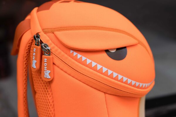 Mochila Neopreno Dinosaurio Naranja - Imagen 8