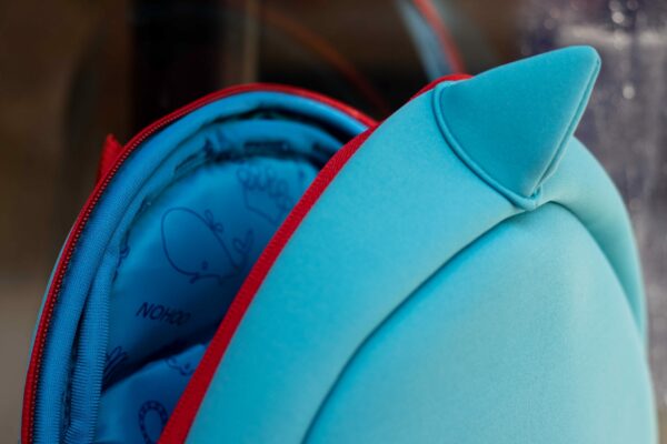 Mochila Neopreno Tiburón pequeño - Imagen 5